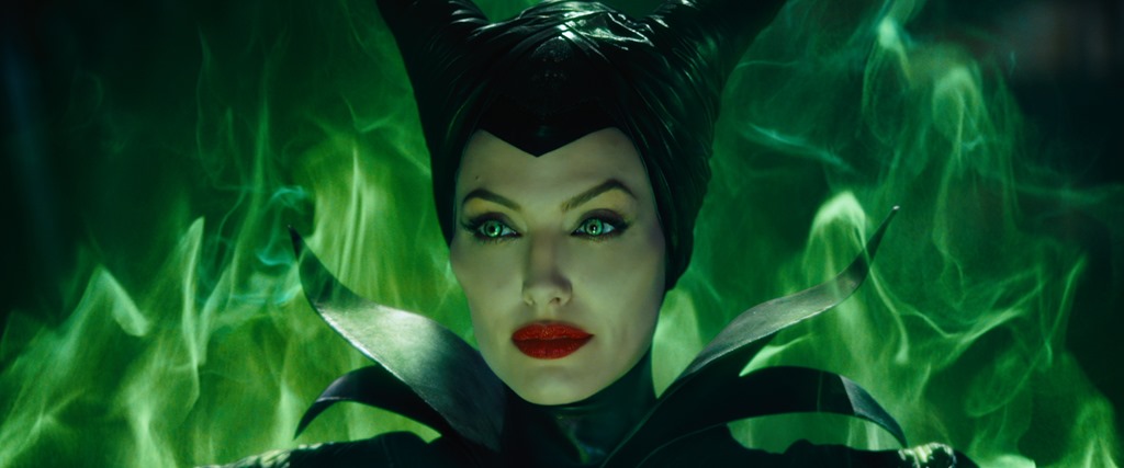 Hot Clips Three New Clips Tease Maleficent Eclipsemagazine