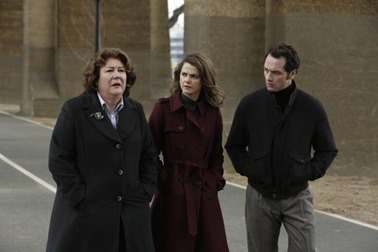 THE AMERICANS -- "Echo" -- Episode 13 (Airs Wenesday, May 21, 10:00 PM e/p) Pictured: (L-R) Margo Martindale as Claudia, Keri Russell as Elizabeth Jennings, Matthew Rhys as Philip Jennings. CR. Patrick Harbron/FX 