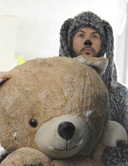 WILFRED: Jason Gann as Wilfred on the WILFRED episode &quot;Acceptance&quot;  airing July 14 on FX.  CR: Michael Becker / FX