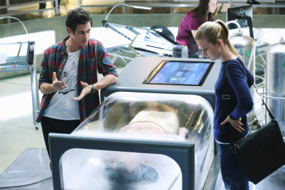 STITCHERS - “A Stitch in Time” - Highly intelligent and emotionally distant, Kirsten Clark has an aptitude for technology but never expected that she’d be hacking into the minds of the recently deceased, in the series premiere of “Stitchers,” airing Tuesday, June 2, 2015 at 9:00PM ET/PT on ABC Family. (ABC Family/Adam Taylor) KYLE HARRIS, EMMA ISHTA