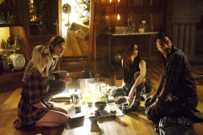 THE MAGICIANS -- "Unauthorized Magic" Episode 101 -- Pictured: (l-r) Olivia Taylor Dudley as Alice, Jason Ralph as Quentin, Jade Tailor as Kady, Arjun Gupta as Penny -- (Photo by: Carole Segal/Syfy)