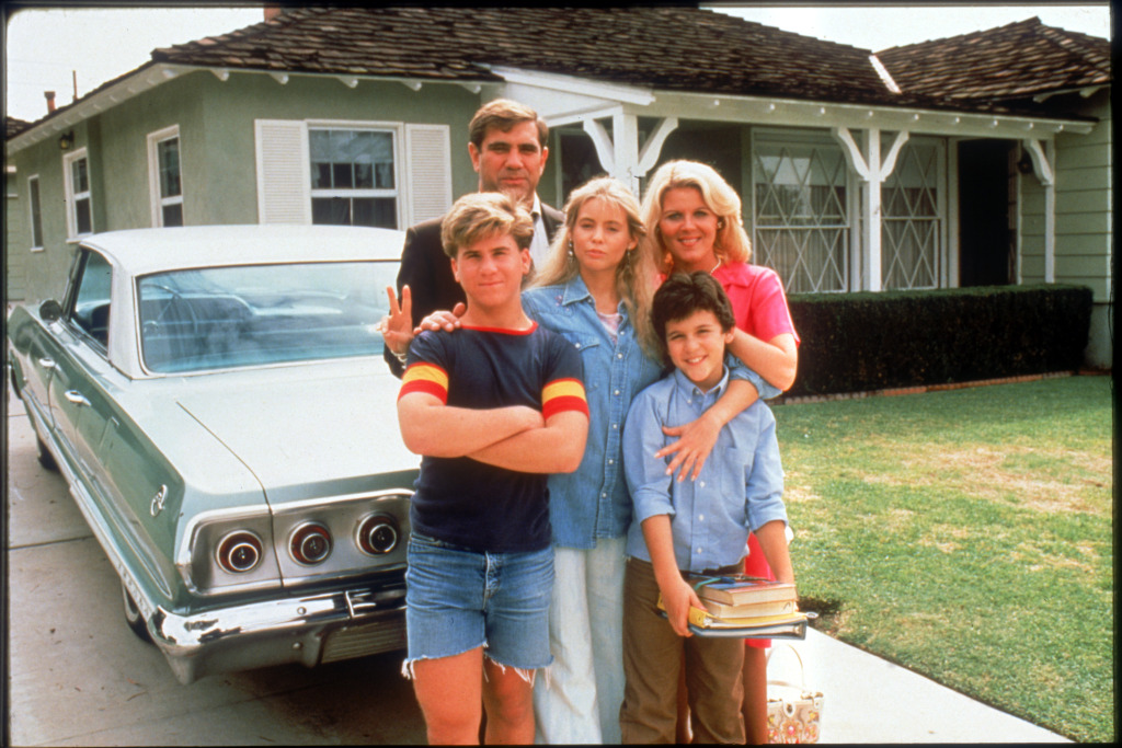 Alley Mills, Olivia D’Abo & Danica McKeller Discuss The Wonder Years ...